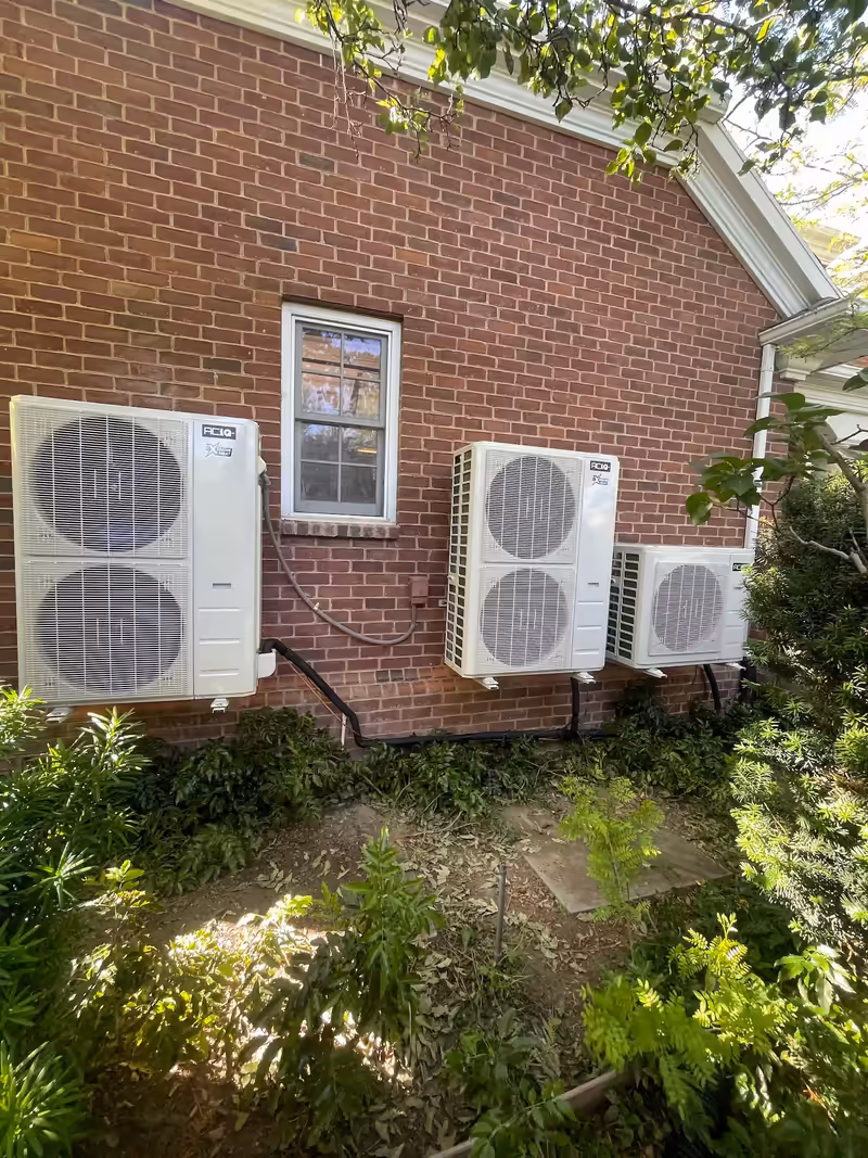Dual-fuel heat pump and AC system for year-round comfort